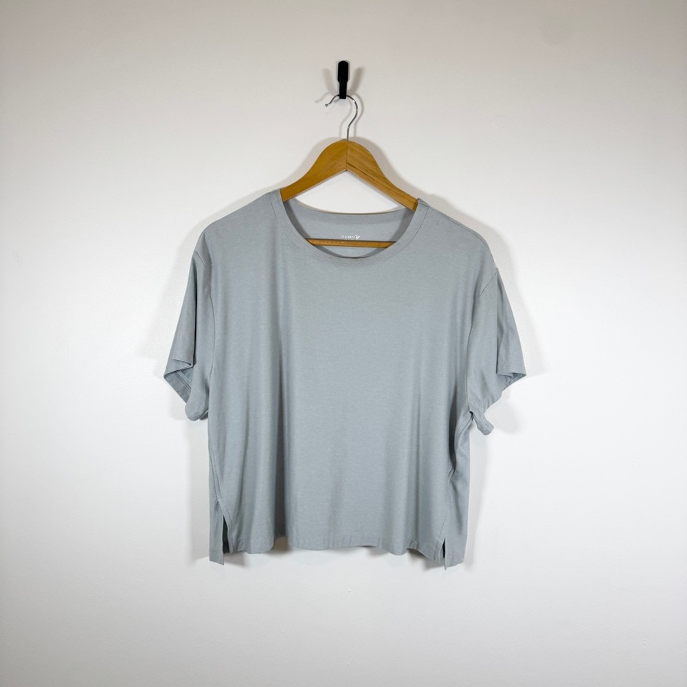 Old Navy Active Light Gray Cloud 94 Soft Go Dry Athletic Tee